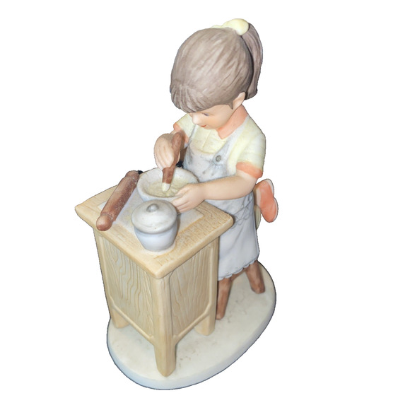 Vintage FRANCES HOOK Little Girl Figure Baking Mother's Helper A Childs World - Picture 1 of 10